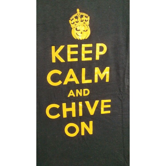 Halloween T shirt Medium - Picture 2 of 4